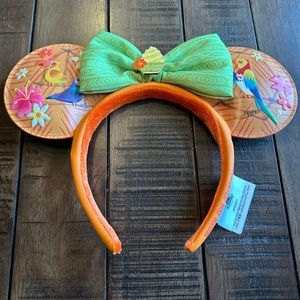 Disneyland Enchanted Tiki Room , Dole whip Minnie ears